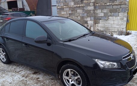 Chevrolet Cruze II, 2009 год, 680 000 рублей, 9 фотография