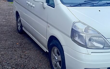 Nissan Serena II, 2000 год, 660 000 рублей, 4 фотография