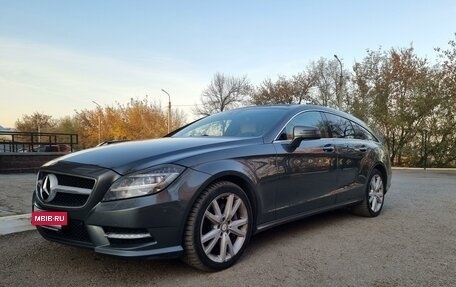 Mercedes-Benz CLS, 2013 год, 3 300 000 рублей, 4 фотография