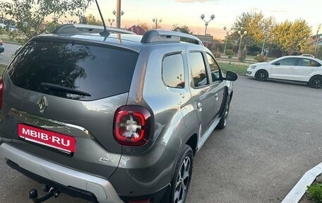 Renault Duster, 2022 год, 1 900 000 рублей, 2 фотография