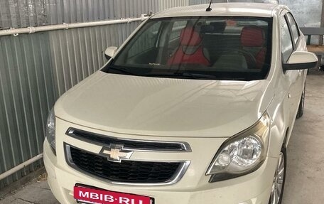 Chevrolet Cobalt II, 2014 год, 750 000 рублей, 2 фотография