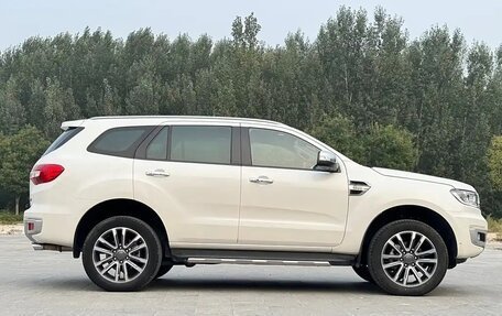 Ford Everest II, 2020 год, 3 720 000 рублей, 6 фотография