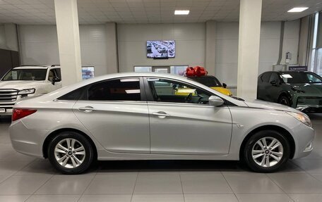 Hyundai Sonata VI, 2011 год, 1 100 000 рублей, 6 фотография