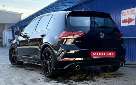 Volkswagen Golf GTI VII, 2018 год, 2 700 000 рублей, 5 фотография