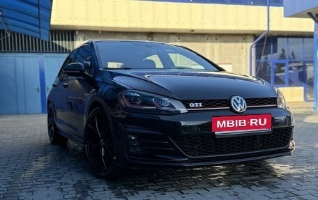 Volkswagen Golf GTI VII, 2018 год, 2 700 000 рублей, 2 фотография