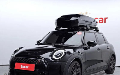 MINI Hatch, 2024 год, 4 590 000 рублей, 1 фотография