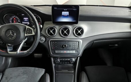 Mercedes-Benz CLA, 2018 год, 2 398 000 рублей, 12 фотография