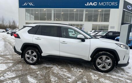 Toyota RAV4, 2020 год, 3 477 000 рублей, 13 фотография