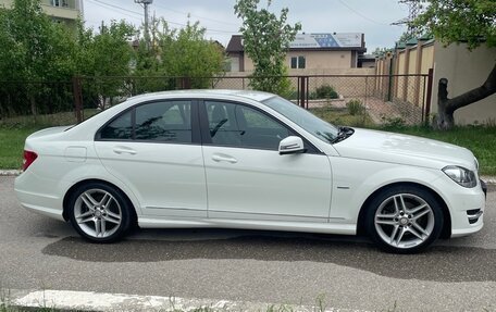 Mercedes-Benz C-Класс, 2011 год, 2 200 000 рублей, 4 фотография