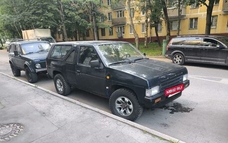 Nissan Terrano II рестайлинг, 1988 год, 190 000 рублей, 2 фотография