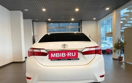 Toyota Corolla, 2014 год, 1 400 000 рублей, 4 фотография