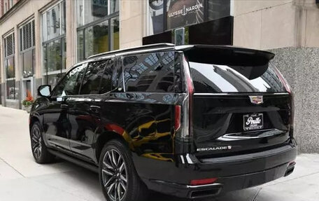 Cadillac Escalade V, 2022 год, 10 800 000 рублей, 6 фотография