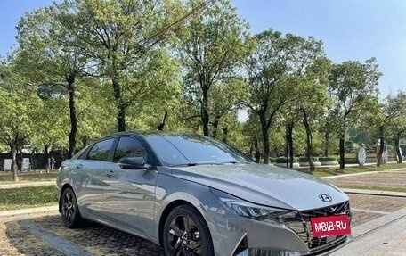 Hyundai Elantra, 2021 год, 1 150 000 рублей, 2 фотография