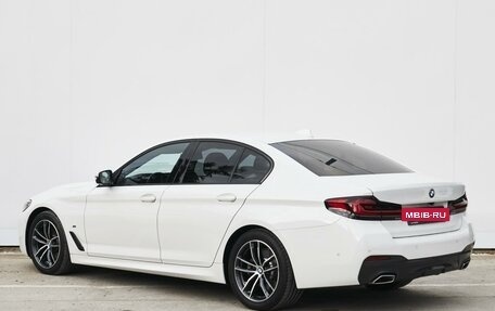 BMW 5 серия, 2021 год, 6 649 000 рублей, 2 фотография