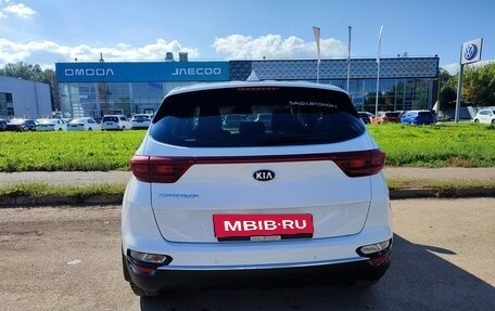 KIA Sportage IV рестайлинг, 2018 год, 2 199 000 рублей, 5 фотография