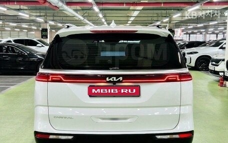 KIA Carnival, 2021 год, 3 150 000 рублей, 5 фотография