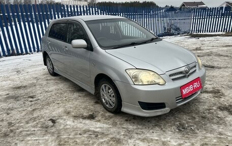 Toyota Corolla, 2004 год, 720 000 рублей, 4 фотография