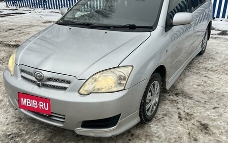 Toyota Corolla, 2004 год, 720 000 рублей, 2 фотография