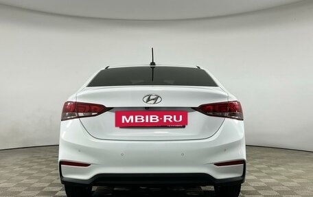 Hyundai Solaris II рестайлинг, 2017 год, 1 579 000 рублей, 5 фотография