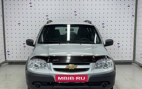 Chevrolet Niva I рестайлинг, 2018 год, 870 000 рублей, 5 фотография