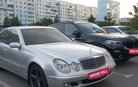 Mercedes-Benz E-Класс, 2002 год, 890 000 рублей, 2 фотография