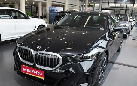 BMW 5 серия, 2024 год, 8 200 000 рублей, 2 фотография