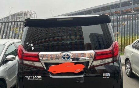 Toyota Alphard III, 2017 год, 4 300 000 рублей, 2 фотография