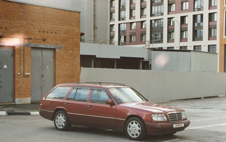 Mercedes-Benz E-Класс, 1993 год, 600 000 рублей, 5 фотография