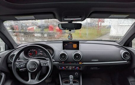 Audi A3, 2018 год, 2 630 000 рублей, 12 фотография