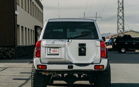 Nissan Patrol, 2004 год, 4 450 000 рублей, 13 фотография