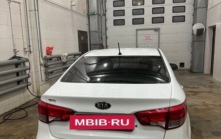 KIA Rio III рестайлинг, 2015 год, 1 000 000 рублей, 9 фотография