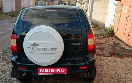 Chevrolet Niva I рестайлинг, 2005 год, 199 000 рублей, 2 фотография