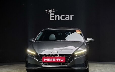 Hyundai Elantra, 2021 год, 1 475 000 рублей, 2 фотография