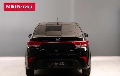 KIA Rio IV, 2018 год, 1 370 000 рублей, 5 фотография