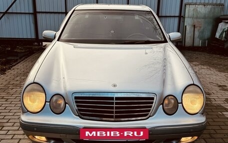 Mercedes-Benz E-Класс, 2001 год, 600 000 рублей, 7 фотография