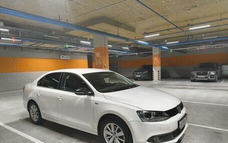 Volkswagen Jetta VI, 2013 год, 960 000 рублей, 6 фотография