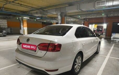 Volkswagen Jetta VI, 2013 год, 960 000 рублей, 8 фотография