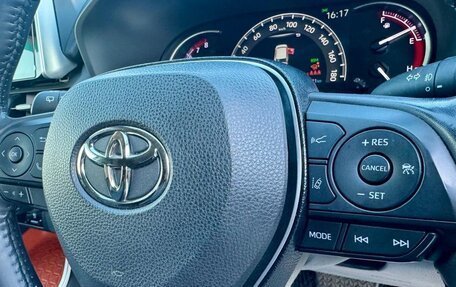 Toyota RAV4, 2019 год, 3 275 000 рублей, 19 фотография