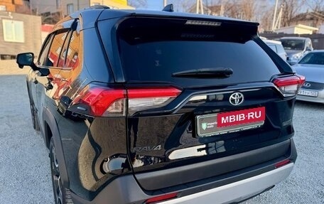 Toyota RAV4, 2019 год, 3 275 000 рублей, 6 фотография