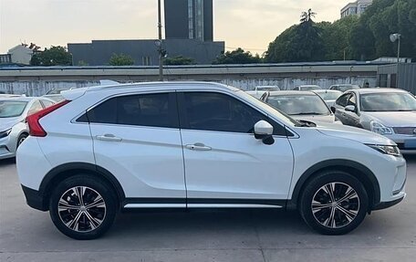 Mitsubishi Eclipse Cross, 2022 год, 1 620 000 рублей, 3 фотография