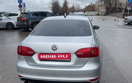 Volkswagen Jetta VI, 2013 год, 1 190 000 рублей, 3 фотография