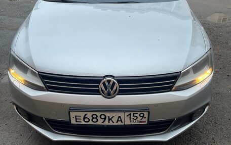 Volkswagen Jetta VI, 2013 год, 1 190 000 рублей, 17 фотография