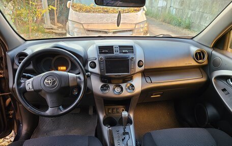 Toyota RAV4, 2006 год, 1 050 000 рублей, 7 фотография