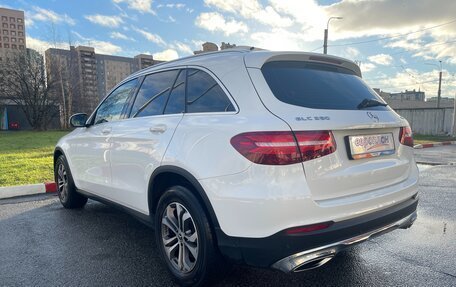 Mercedes-Benz GLC, 2017 год, 3 210 000 рублей, 4 фотография