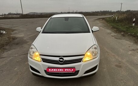 Opel Astra H, 2013 год, 800 000 рублей, 3 фотография