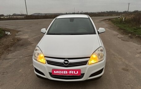 Opel Astra H, 2013 год, 800 000 рублей, 4 фотография