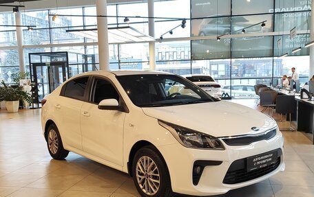 KIA Rio IV, 2017 год, 1 098 000 рублей, 3 фотография