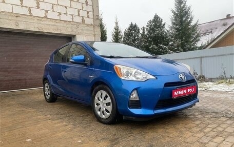 Toyota Prius c I, 2012 год, 1 220 000 рублей, 1 фотография