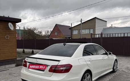 Mercedes-Benz E-Класс, 2011 год, 1 890 000 рублей, 5 фотография