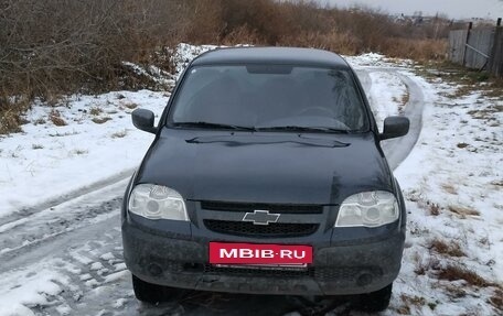 Chevrolet Niva I рестайлинг, 2012 год, 470 000 рублей, 2 фотография